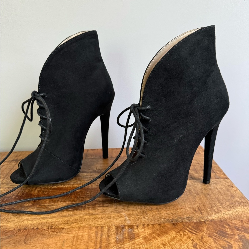 Black Suede Lace-up Heeled Booties. Veryn JustFab. Size 7